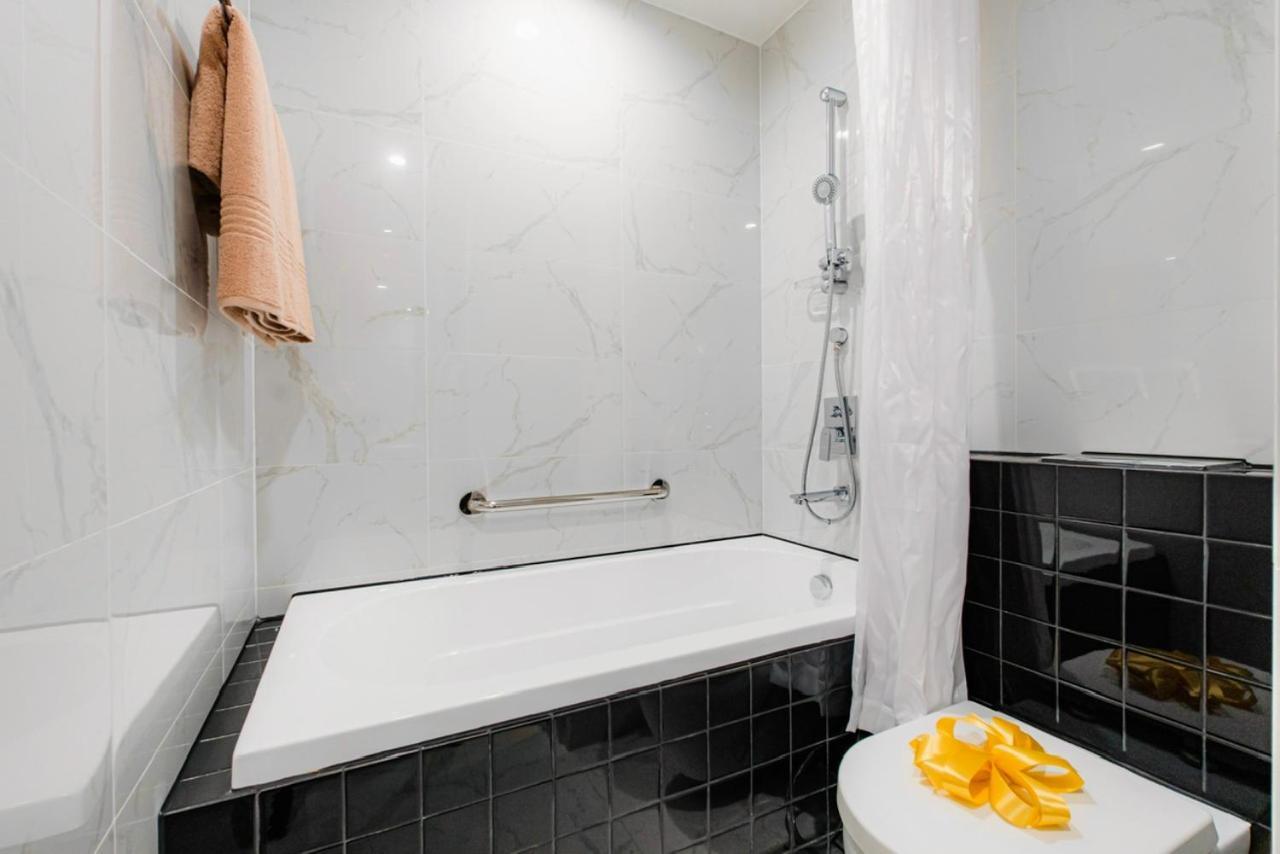 Zenity Luxury Apartment In District 1 Since 2024 Ho Chi Minh City Exterior photo